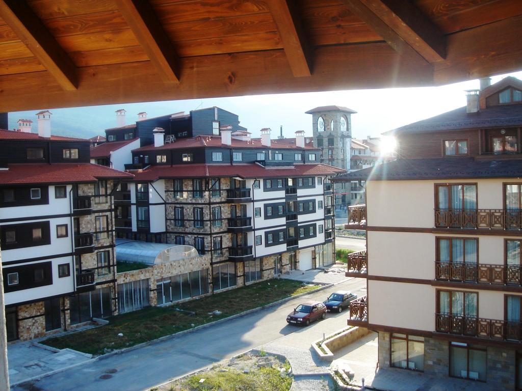 Neon Gondola Lift Apartments Bansko Exterior photo